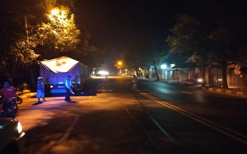 Pemotor Tewas usai Tabrak Truk Parkir, Polres Rembang: Kita Tidak Salahkan Siapa-Siapa