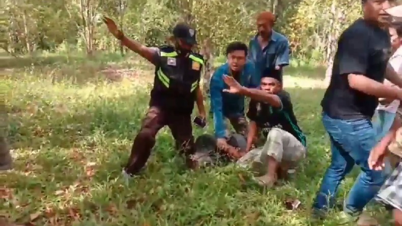 Diduga Gangguan Jiwa, Kakek di Bulukumba Bacok Tetangga hingga Tewas