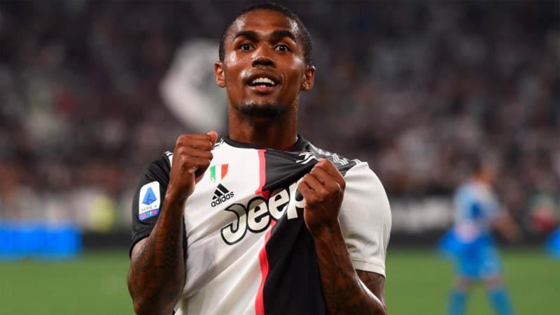 Sulit Dapat Jadon Sancho, MU Alihkan Bidikan ke Douglas Costa