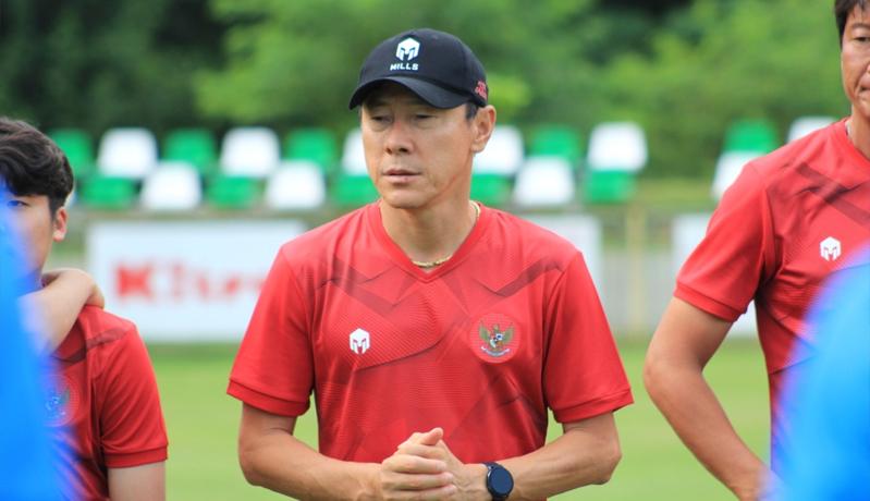 Shin Tae-yong Ingin Liga 1 dan Liga 2 Dilanjutkan