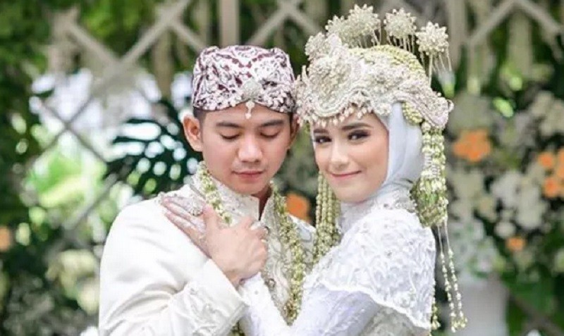 Diterpa Isu Cerai, Rizki 2R Minta Doa untuk Tenangkan Hati