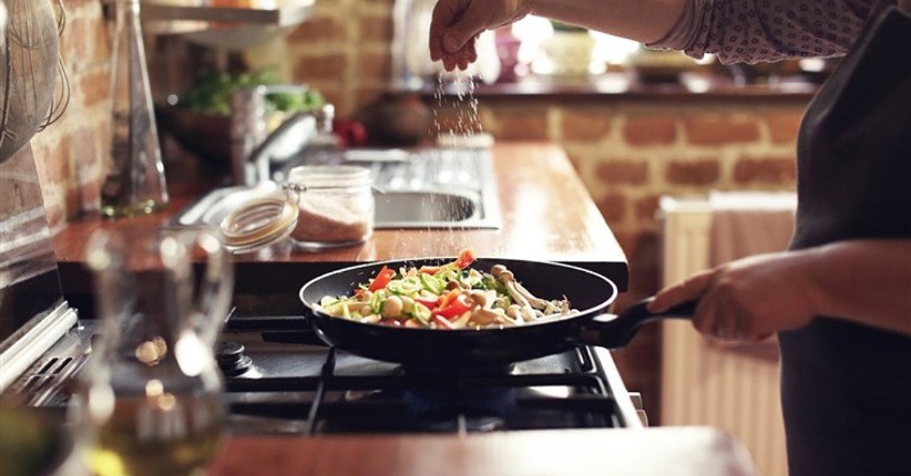 Memasak Punya Banyak Manfaat, Ini Kata Psikolog