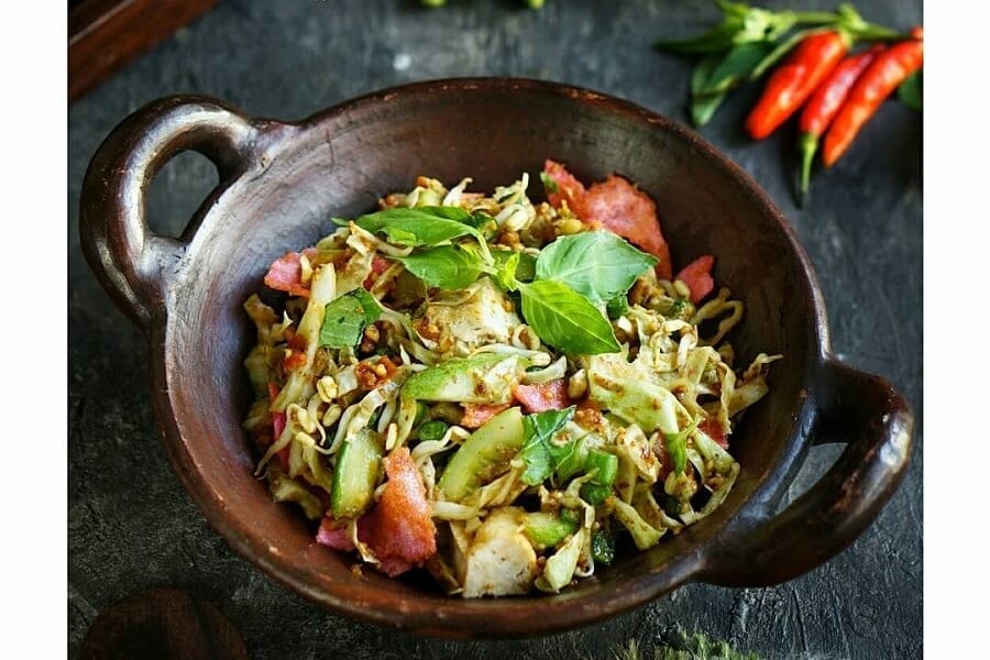 5 Makanan Khas Sunda, Rasanya Lezat Ada Menu yang Ditumbuk dengan Oncom