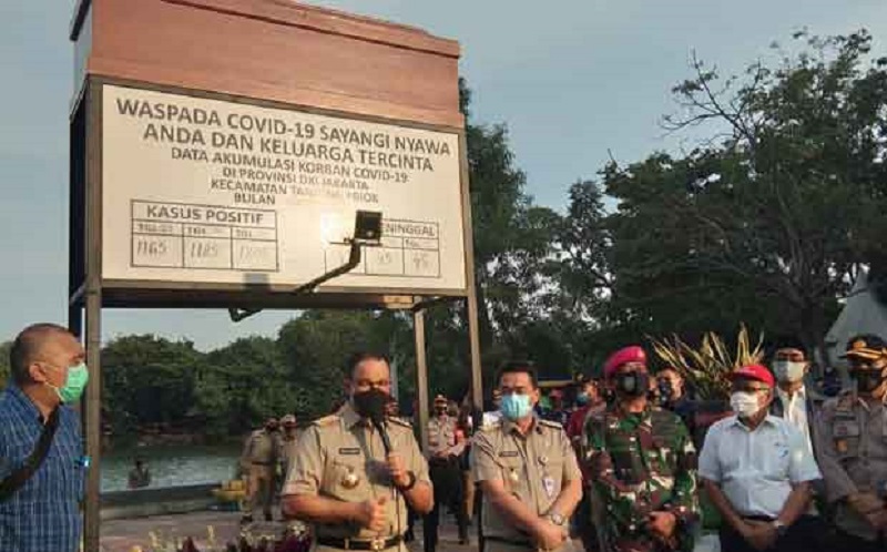 Anies Resmikan Tugu Peti Mati di Sunter sebagai Pengingat Protokol Kesehatan