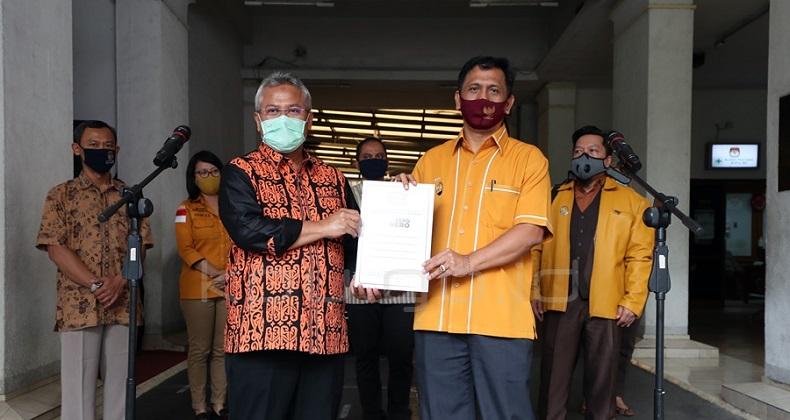 Hanura Serahkan SK Kepengurusan Partai ke KPU