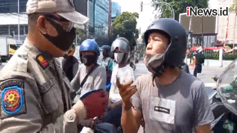 Razia Masker di Jakarta Barat, Jumlah Pelanggar Hanya Turun Tipis