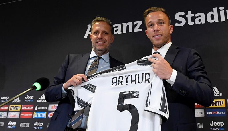 Lupakan Lionel Messi, Arthur Melo Tak Sabar Layani Cristiano Ronaldo