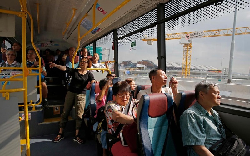 Waspada, Satu Orang Tak Pakai Masker di Bus Bisa Sebarkan Covid-19 ke 23 Penumpang Lainnya