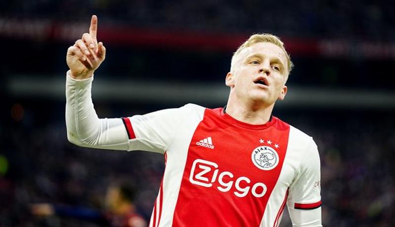 Ini Alasan MU Datangkan Donny van de Beek