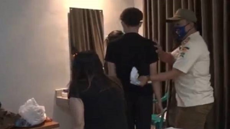 Pria Paruh Baya Terjaring Razia saat Berdua dengan Mahasiswi di Hotel Tangsel