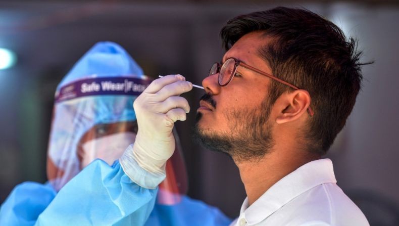 Ngeri, 1 Juta Penduduk India Terinfeksi Covid-19 Hanya dalam 11 Hari