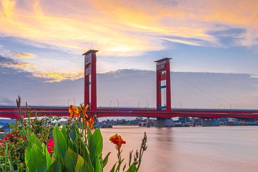 5 Tempat Wisata di Palembang Terpopuler, Rute dan Harga Tiket Masuk