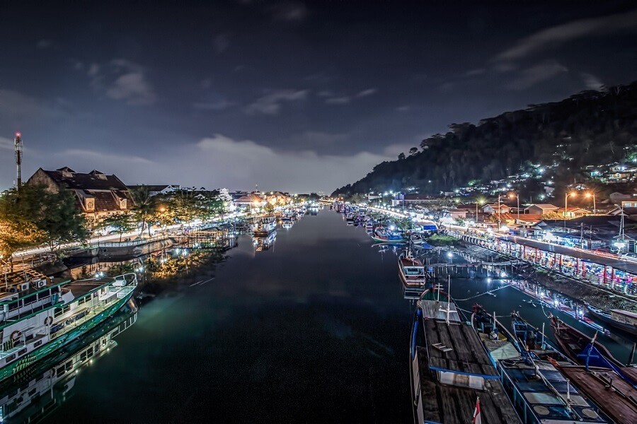 5 Tempat Wisata di Padang Terpopuler, Nomor 3 Ada Masjid Miniatur Makkah