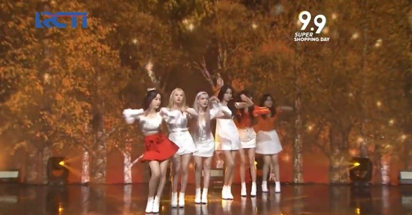 GFriend Sapa 'Buddy' Indonesia secara Meriah lewat Lagu Apple dan Crossroad