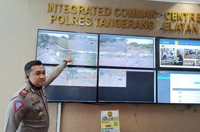 Video Viral Rombongan Moge Terobos Lampu Merah di Tangsel Dikawal Polisi