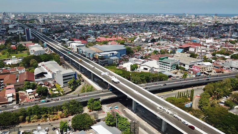 Tinjau Proyek Jalan Tol Layang Pettarani, Gubernur: Selesai Akhir Tahun