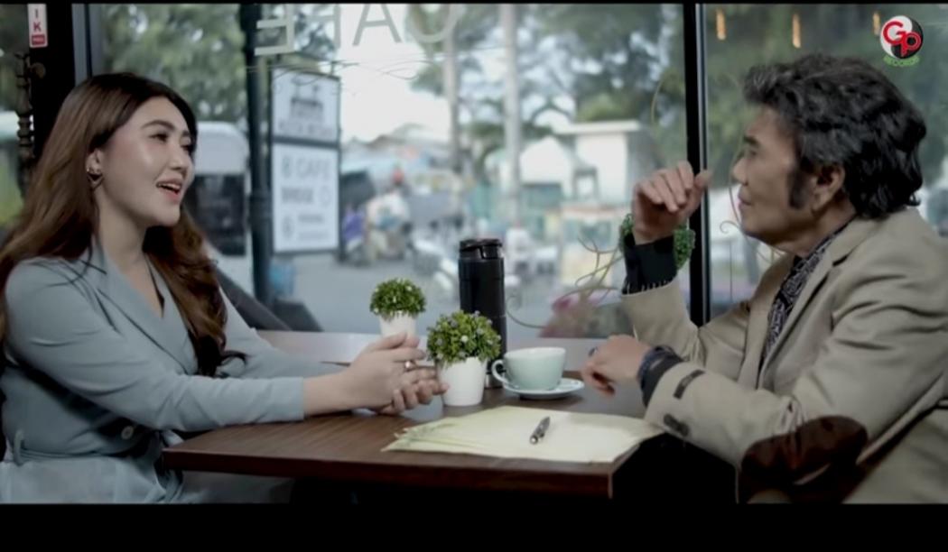 Rilis Single Cuma Kamu Bersama Rhoma Irama, Via Vallen: Kebanggaan Buat Saya