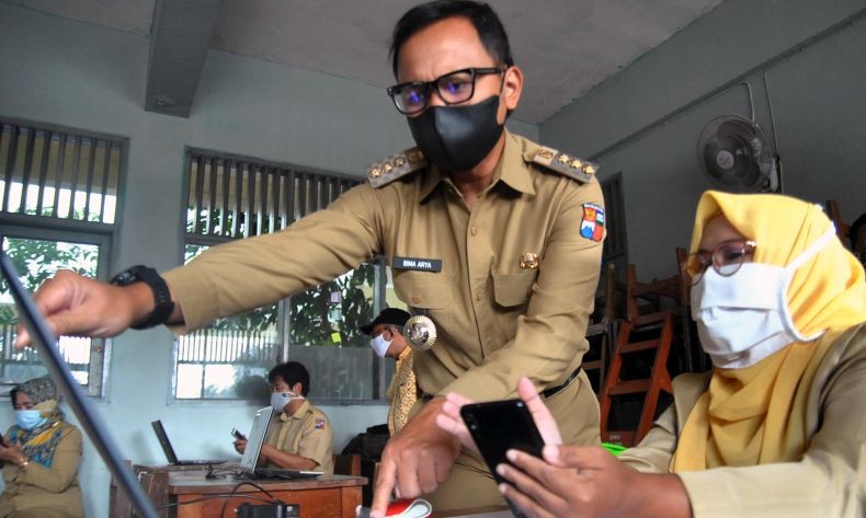 Kasus Covid-19 Terus Naik, Bima Arya Minta Lurah dan Camat Tegas