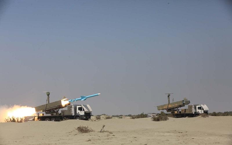 Iran Pertama Kali Uji Kemampuan Kapal Selam dan Rudal Jelajah Buatan Dalam Negeri