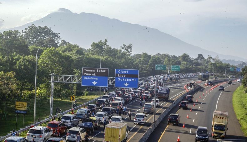 Pemkab Bogor Perpanjang PSBB Praadaptasi, Kawasan Puncak Akan Dipantau Ketat