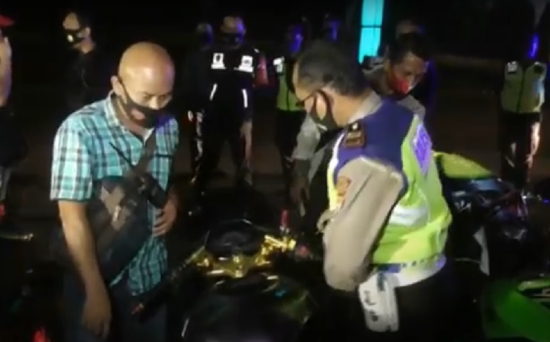 Malam Minggu, Polsek Serpong Sita Moge Tanpa Pelat Nomor dan STNK
