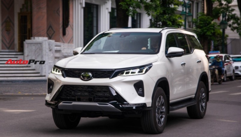 Bukan Indonesia, Toyota Fortuner Terbaru Mengaspal Lebih Dulu di Vietnam