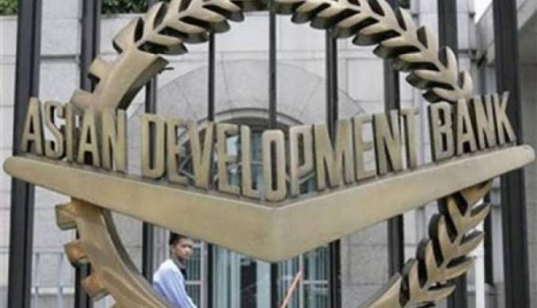 ADB Pertahankan Prediksi Ekonomi Indonesia Tahun Ini Terkontraksi 1 Persen