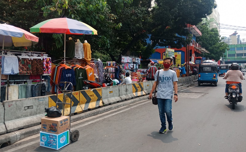 Jakarta PSBB, Pasar Tanah Abang Sepi Pengunjung