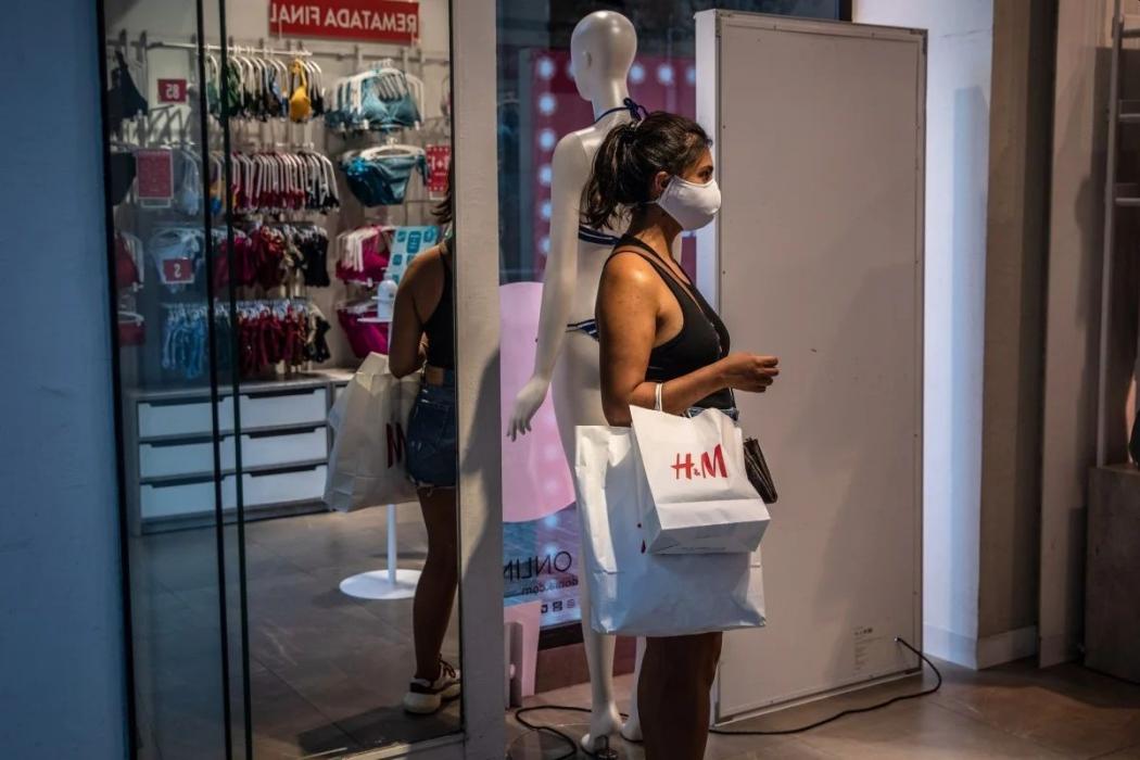 Ada Dugaan Kerja Paksa, H&M Hentikan Ekspor Benang dari Xinjiang China