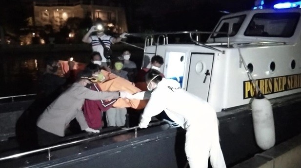 Polisi Temukan 5 Mayat ABK dalam Freezer Kapal Ikan di Kepulauan Seribu