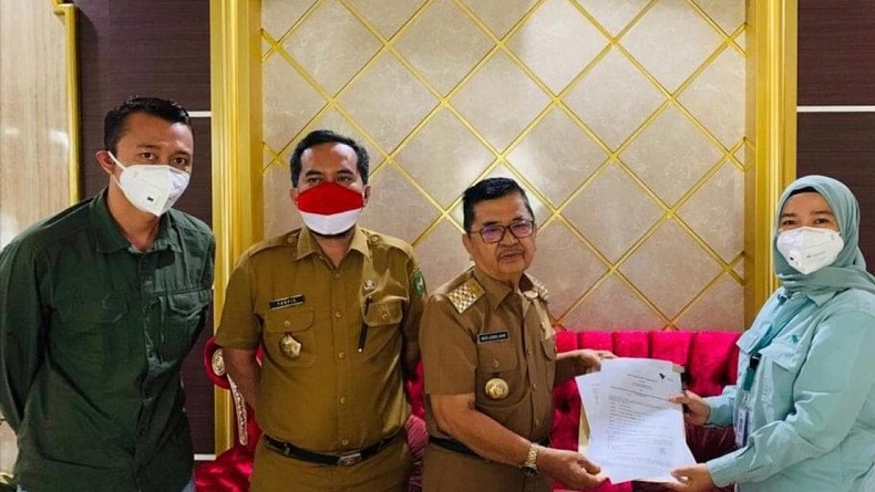 Foto Viral, Wali Kota Palopo Beberapa Kali Tak Pakai Masker saat Beraktivitas