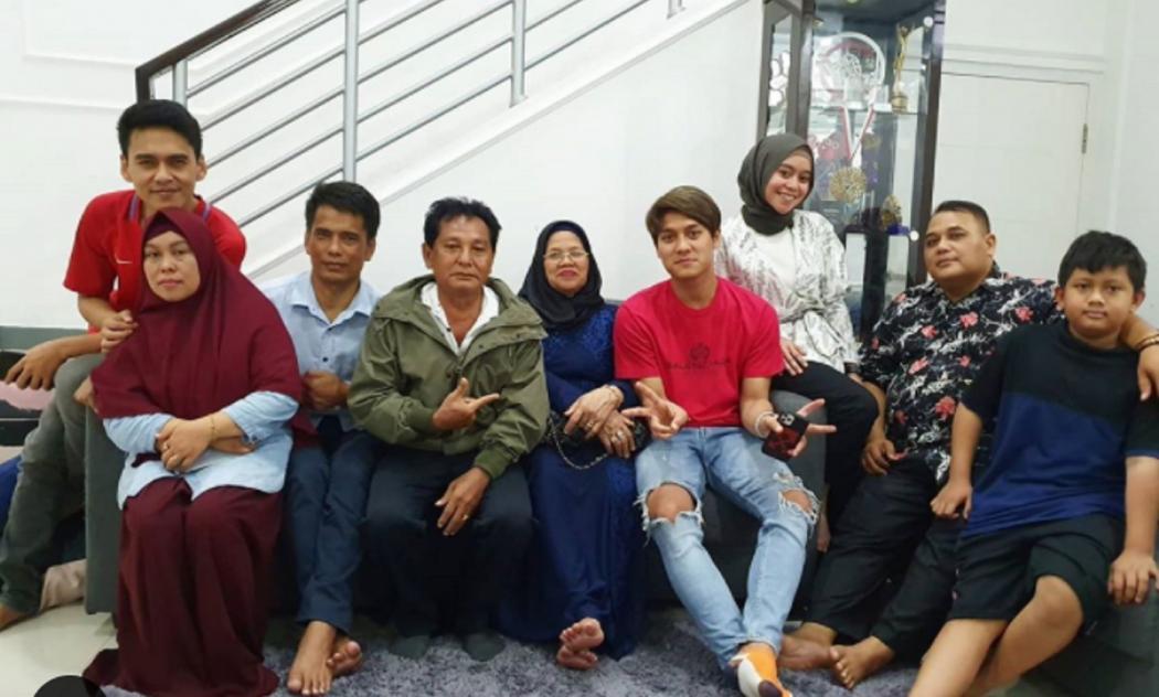 Adakan Pertemuan Keluarga, Lesty Kejora dan Rizky Billar Menikah di Akhir Tahun?