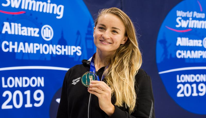 Elena Krawzow, Atlet Paralimpiade yang Pamer Foto Seksi di Majalah Playboy