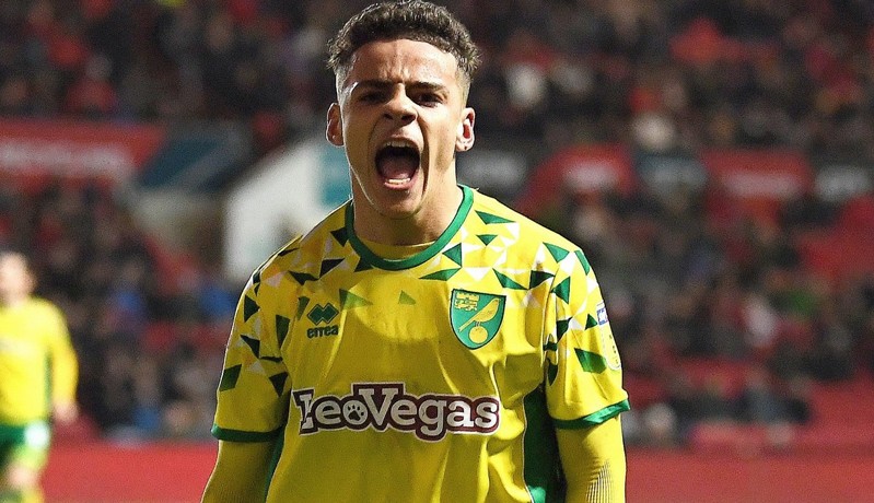 Rio Ferdinand Sebut Bek Ideal untuk Man United, Skill Selevel Chris Smalling