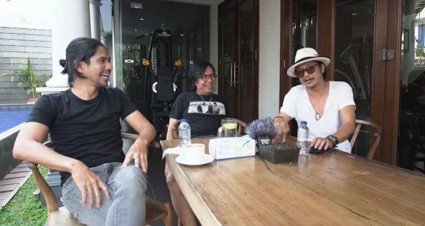 Kenang Masa Lalu, Ari Lasso dan Andy /rif Pernah Hampir Diculik di Surabaya