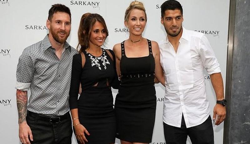 Istri Lionel Messi Sedih Ditinggal Luis Suarez dan Keluarga