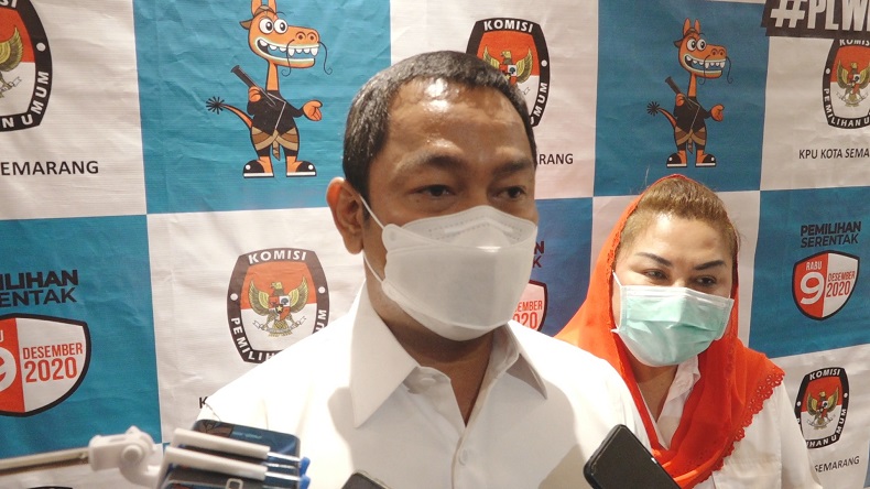 Hari Pertama Kampanye, Cawalkot Semarang Hendrar Prihadi Jadi Saksi Nikah