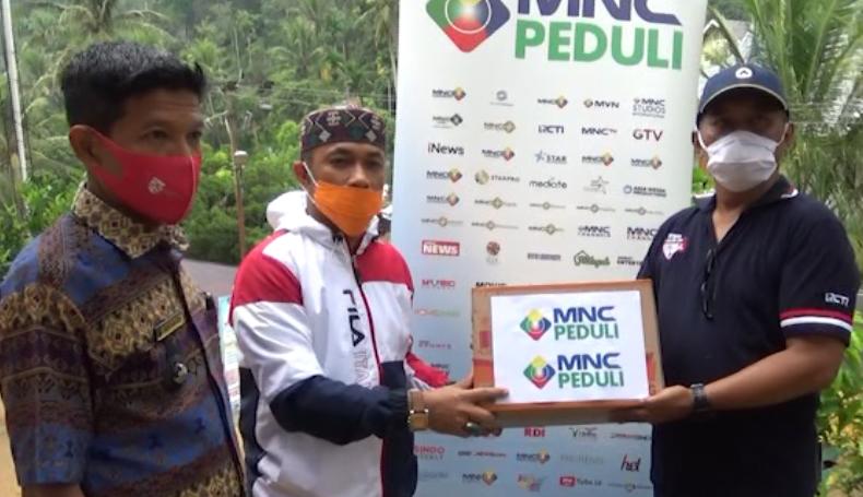 MNC Peduli Salurkan Bantuan ke Korban Banjir dan Longsor  di Tamparungo Sijunjung