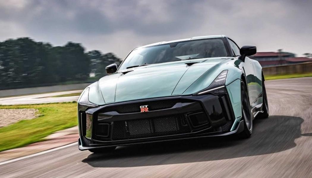 Nissan Masih Ragu Jejali GT-R Generasi Terbaru Mesin Hybrid