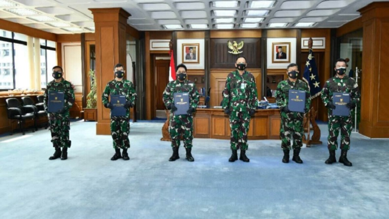 Naik Pangkat, 13 Perwira TNI Pecah Bintang