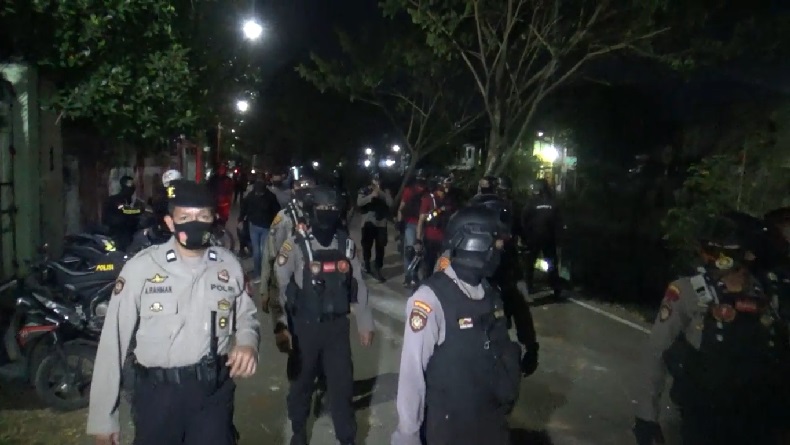 Dendam Kesumat, 2 Kelompok Warga di Makassar Bentrok Bawa Bom Molotov