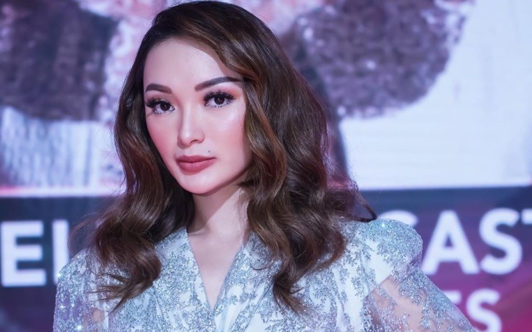 Pamer Perut, Zaskia Gotik Ungkap Tak Sabar Bertemu Buah Hati