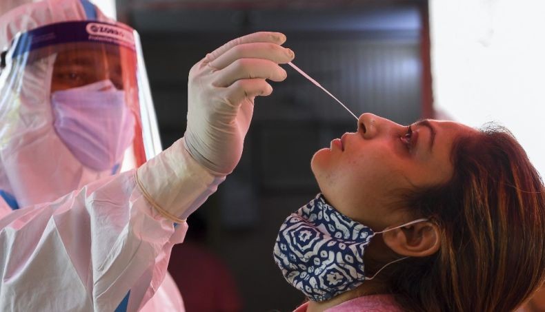 Rekor Baru, 346.000 Orang Positif Covid dalam Sehari di India