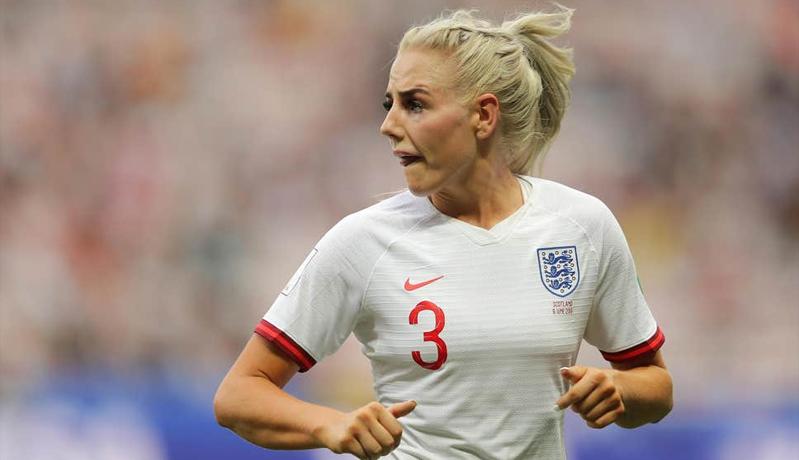 Intip Kebiasaan Unik Pesepak Bola Cantik Alex Greenwood sebelum Pertandingan