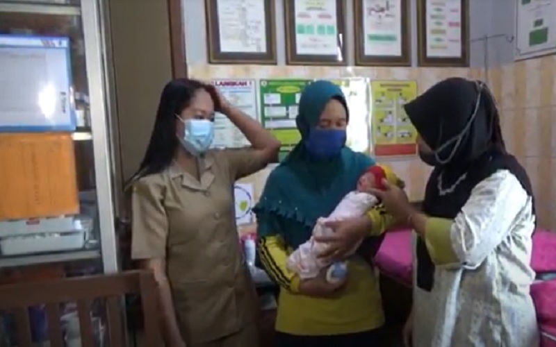 Niat Cari Rongsokan, Pemulung di Boyolali Kaget Temukan Bayi dalam Kardus