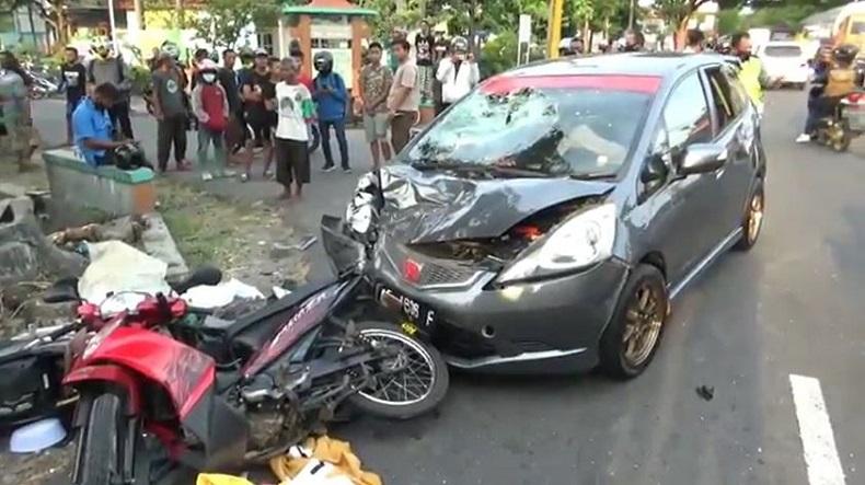Kecelakaan Beruntun 4 Kendaraan di Madiun, 1 Tewas di Tempat dan 3 Luka