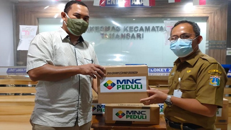 MNC Peduli Salurkan Bantuan kepada Puskesmas Taman Sari dan Kelapa Gading