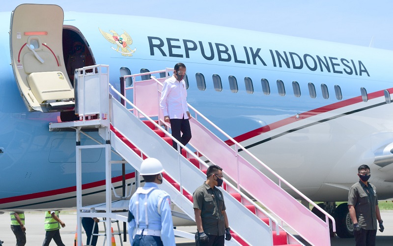 Jokowi di Luar Jakarta, Istana Bantah terkait Demo Penolakan UU Cipta Kerja