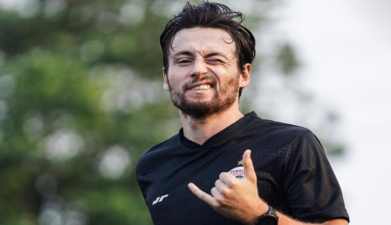 Gelandang Persija Jakarta Marc Klok Resmi Jadi WNI