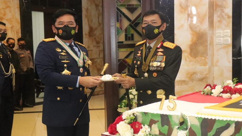 Kapolri Idham Azis Pensiun, Panglima TNI: Terima Kasih Atas Pengabdiannya